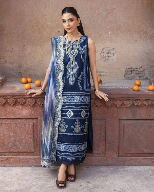 Saira Shakira Lawn RUNA-8B