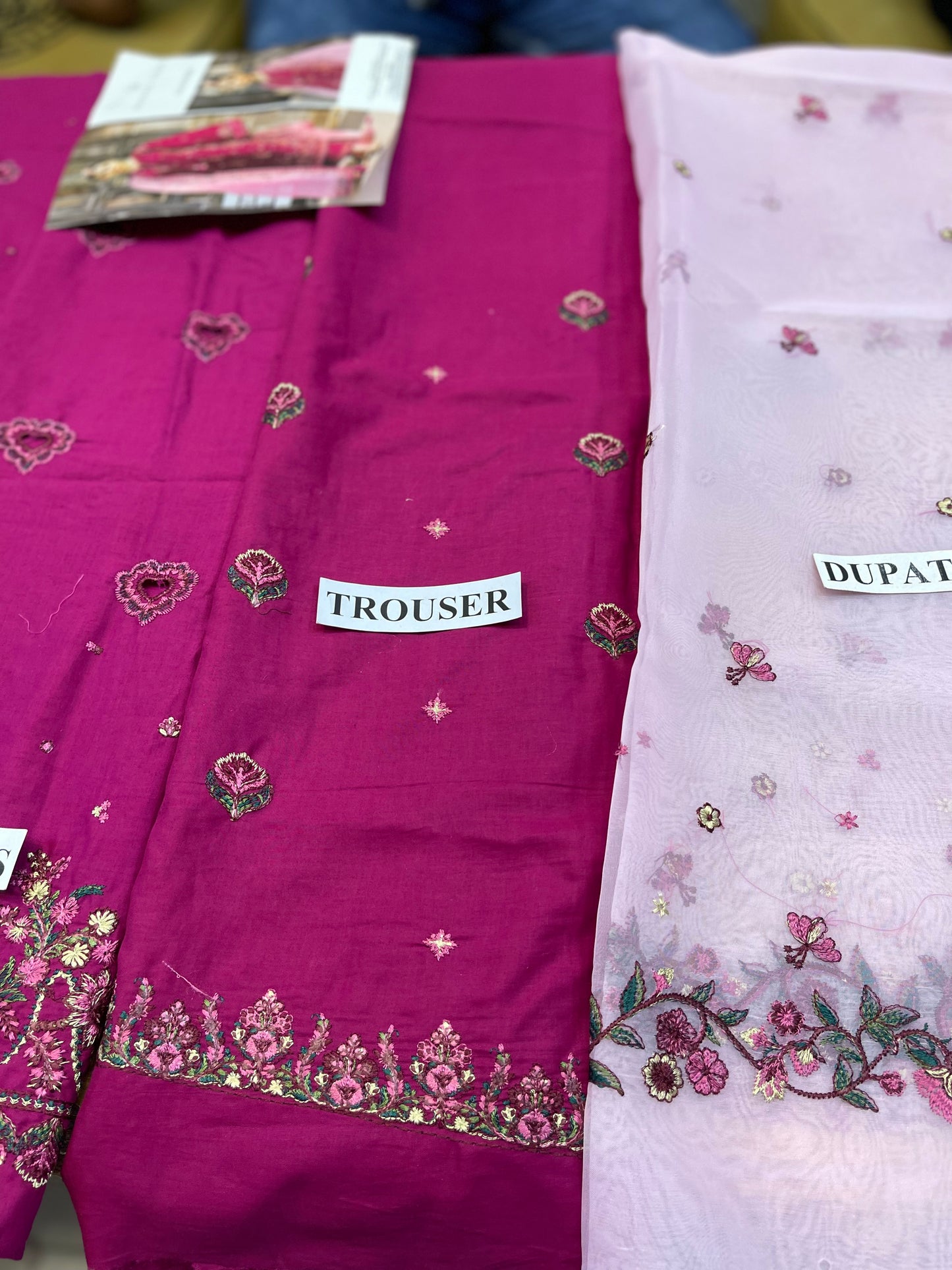 Hussain Rehar Lawn GULPOSH-03