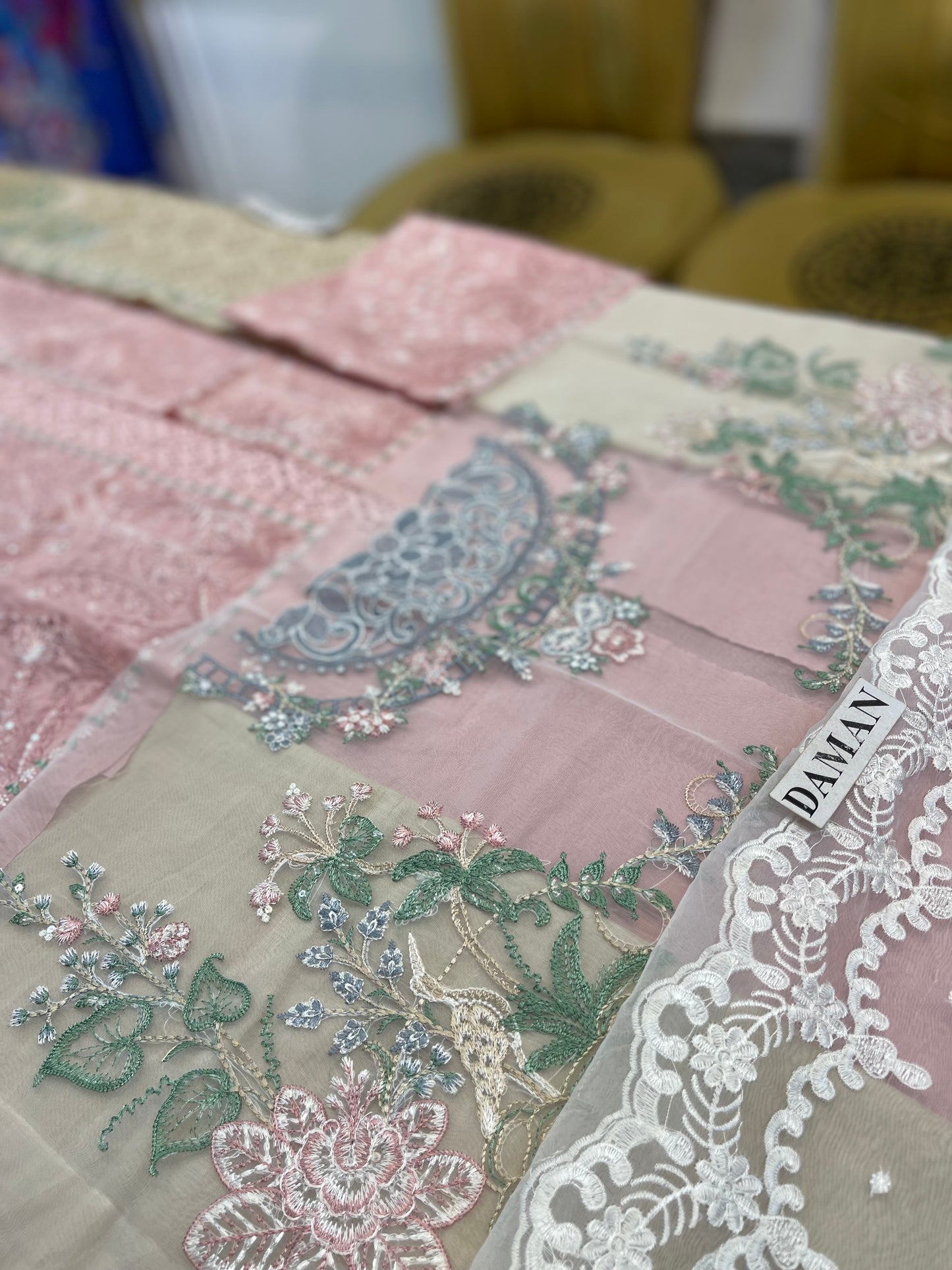 Maria.B Luxury Lawn EL-09