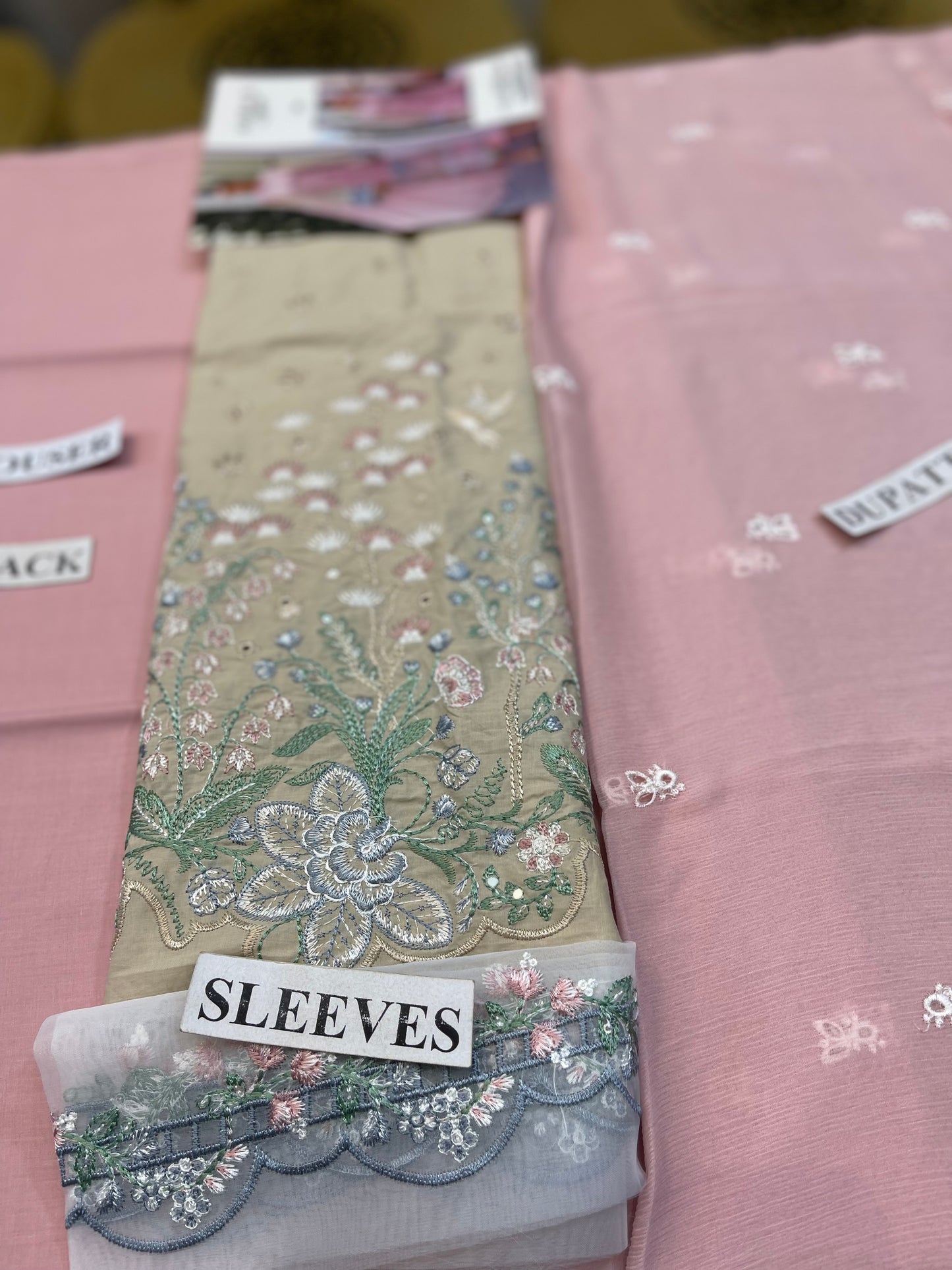 Maria.B Luxury Lawn EL-09