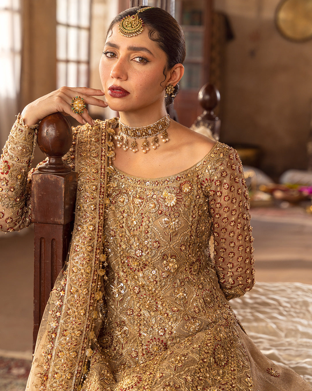 Faiza Saqlian - Naisha